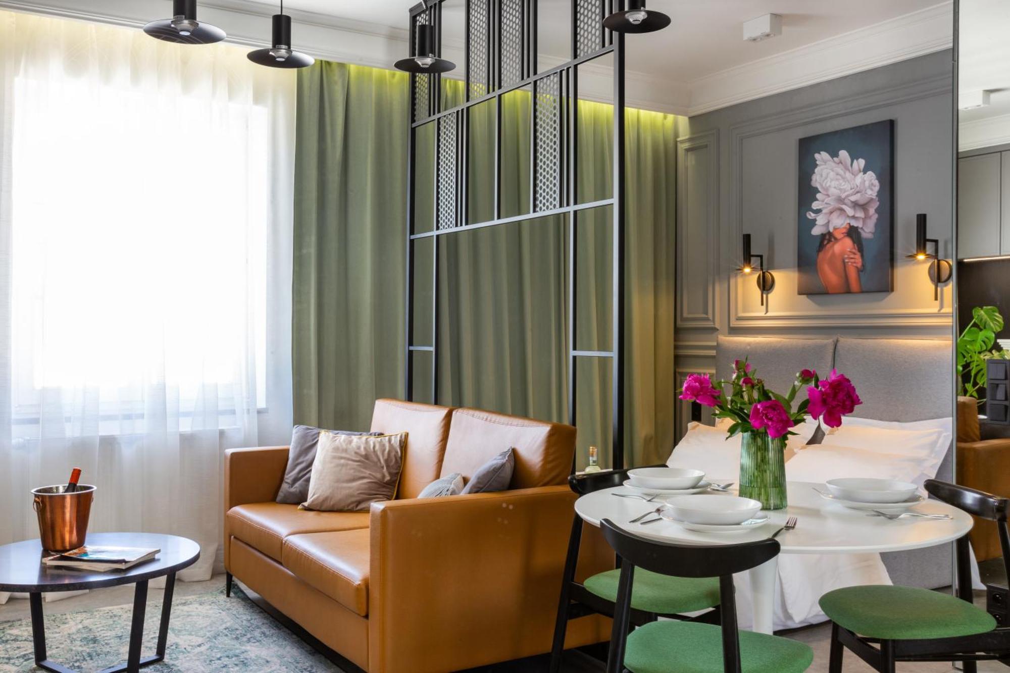 Feminine Studio Fragola Apartments Krakow Bagian luar foto